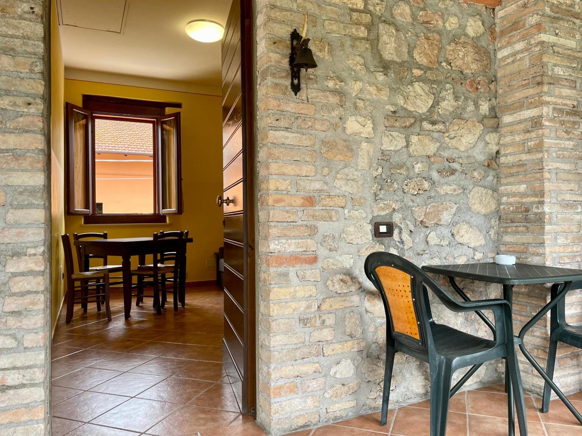 Locanda Settecamini Campello sul Clitunno Exterior photo